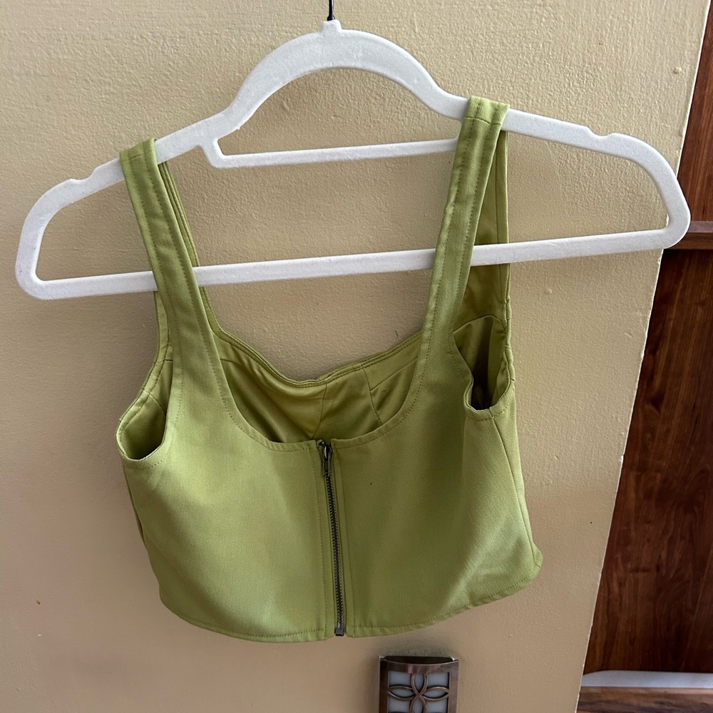 Crop Top - Picture 2 of 3